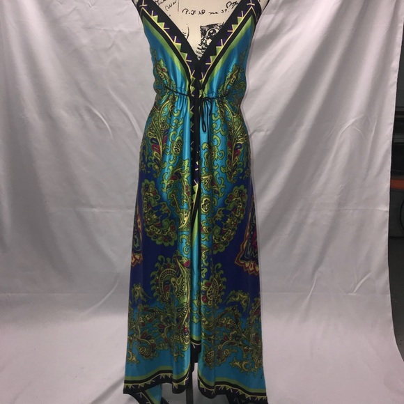 Sexy V cut dress - Picture 3 of 3